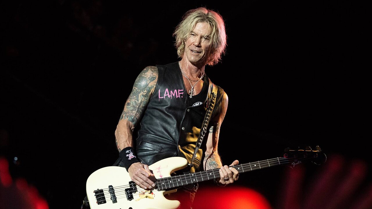 COMBUSTÍVEL, METAL E POEMA: OS 40 ANOS DO GUNS N' ROSES - DUFF MCKAGAN