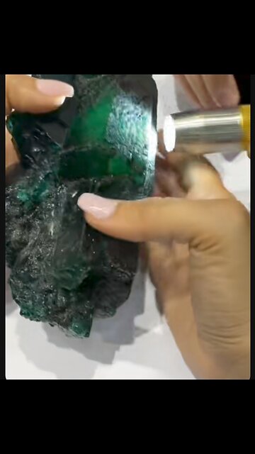 Majestic Marvel.The Rhino Emerald. Guinness World Record Holder