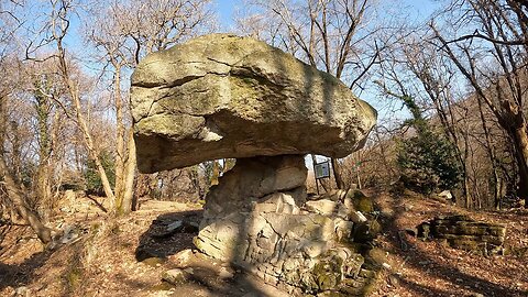 Exploring Torno's Ancient 'Massi Avelli' Tombs and Scenic Trails
