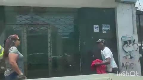 Paso en el centro de Antofagasta