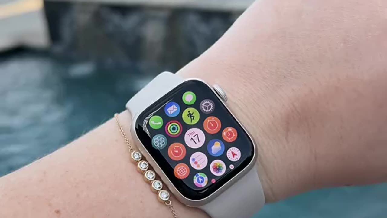 Compact Magnetic iWatch Charger