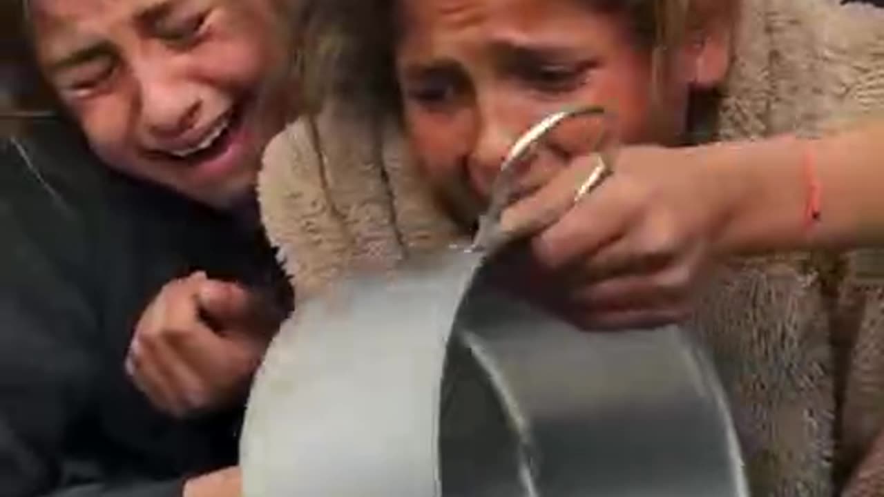 Heartbreaking scenes as Palestinians line up at soup kitchens