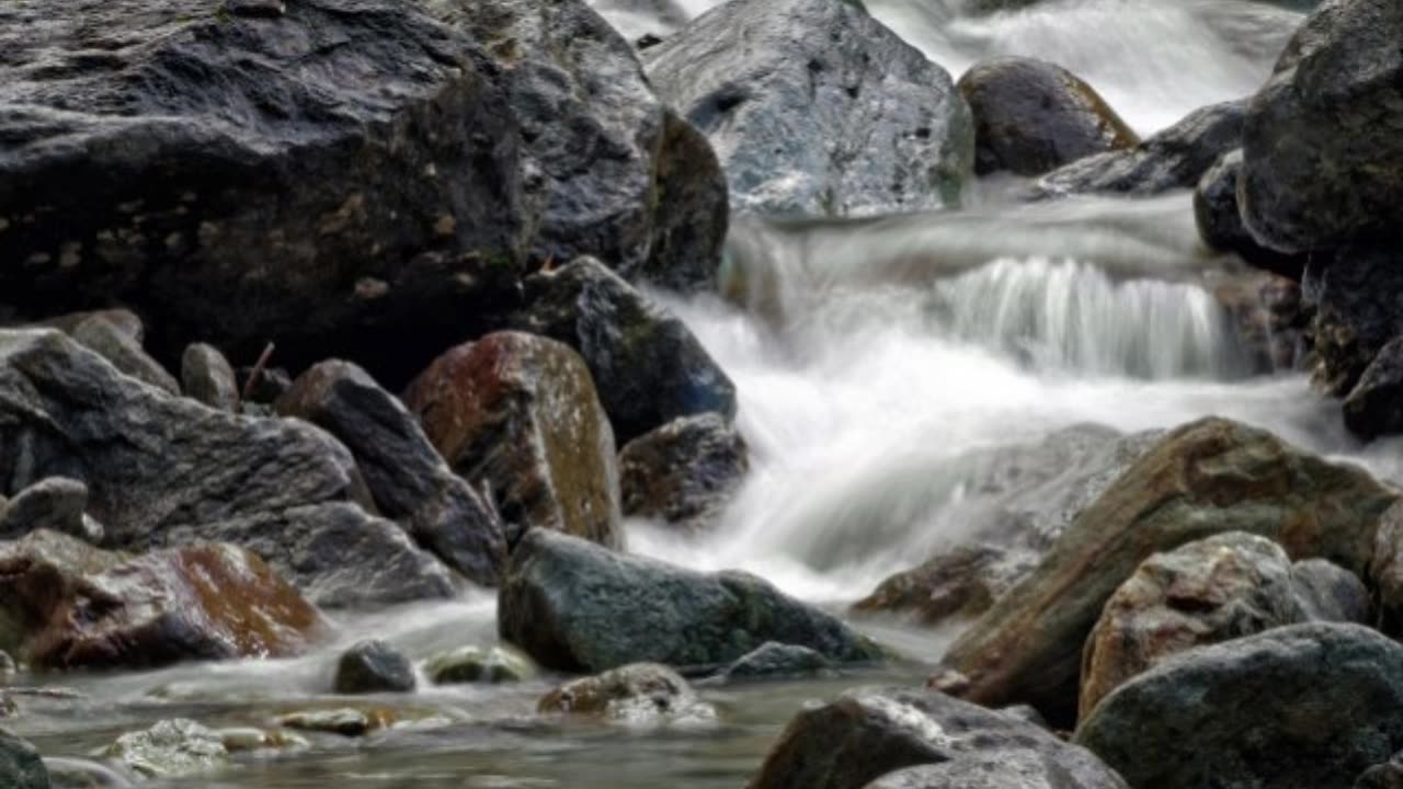 1 Hour Cascading River Sounds – Relaxing Water for Sleep, Meditation & Stress Relief