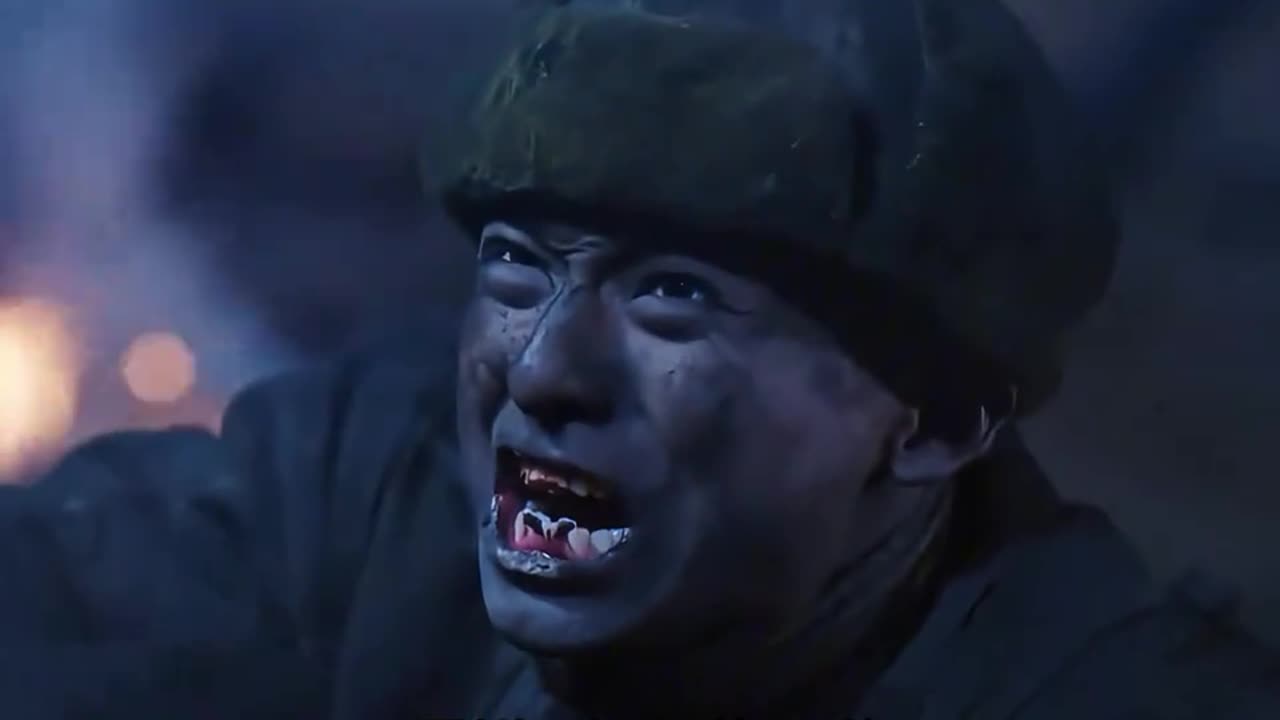 21岁的胸膛，挡住了敌人的机枪！