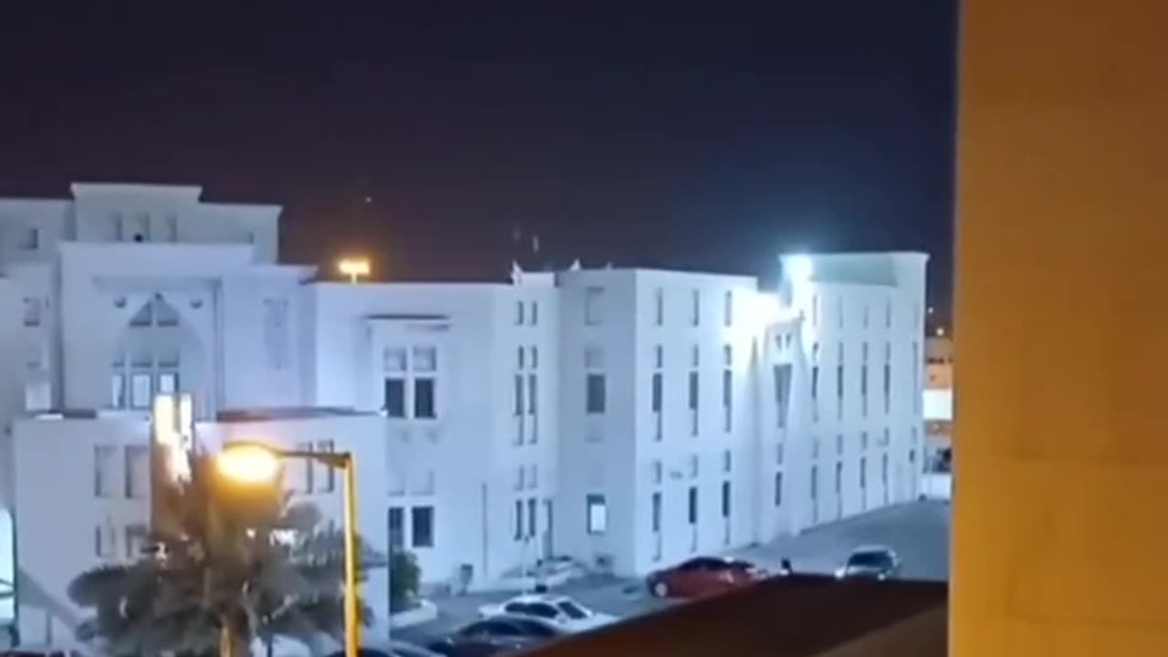 POOR PEOPLE AT THE MALLS WERE FREAKIN OUT