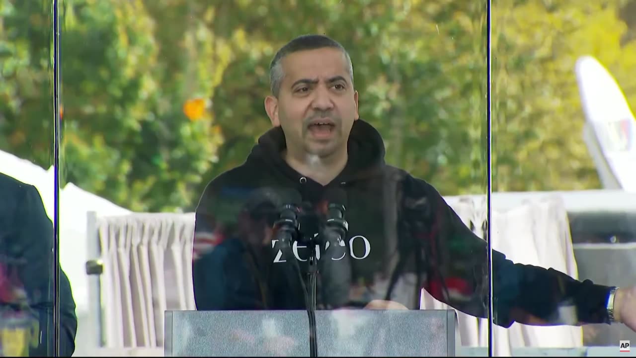 Indian journalist Mehdi Hasan calls Conservatives and Republicans "hypocrites"