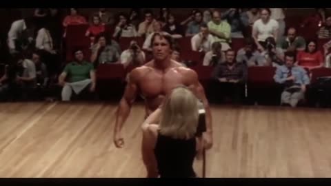 Arnold Schwarzenegger Bodybuilding Training - No Pain No Gain 2013