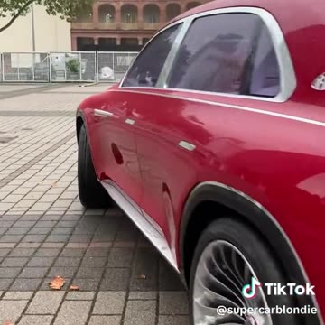 This looks like the perfect date night car… 😍 #mercedes #maybach #luxury