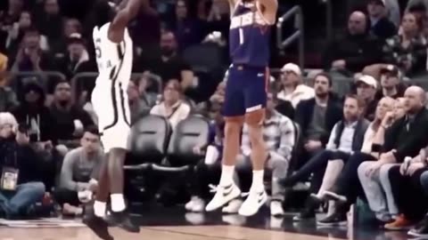 Devin Booker Drops Jaw-Dropping Pass + Dunk Must-See NBA Highlight