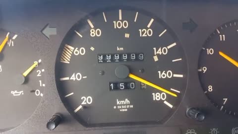 🤯✨ You Won't Believe How This Mercedes 200D Hits 1 Million Km! | FeedMyCuriosity