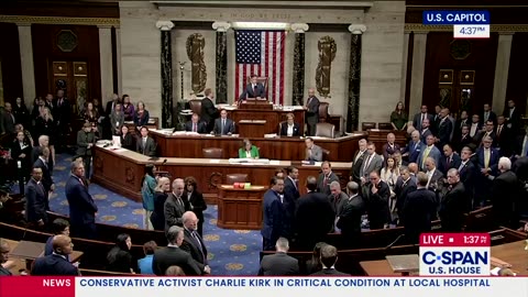 Democrats in the House shout "NOOO" for a moment of prayer for Charlie Kirk