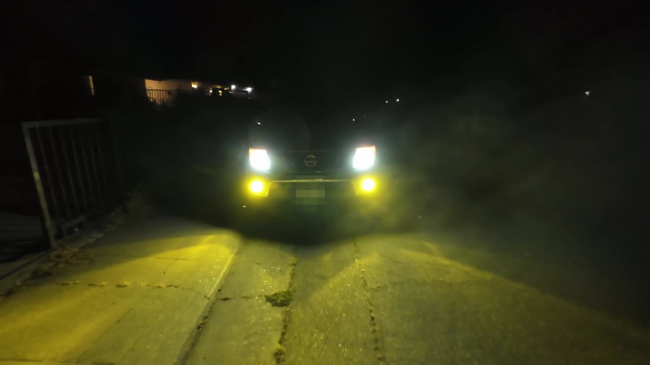 Nissan Frontier LED bulb installation