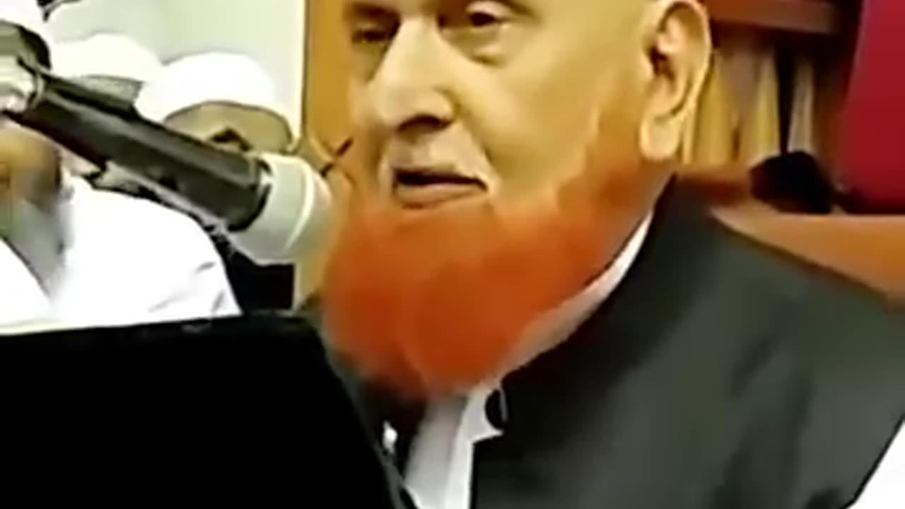 کوئی چاہتا ہے کہ اسکا رزق بڑھ جائے تو یہ کام کرے