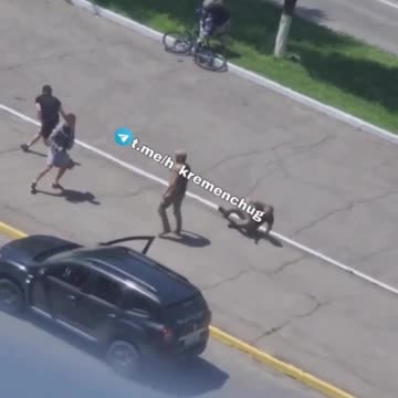 Kremenchuk: Locals Have a Heart-to-Heart With TCB Death Squad Killers 😁