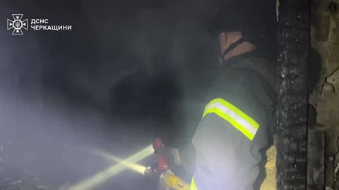 Night attack on Cherkasy: rescuers put out 5 fires, one injured