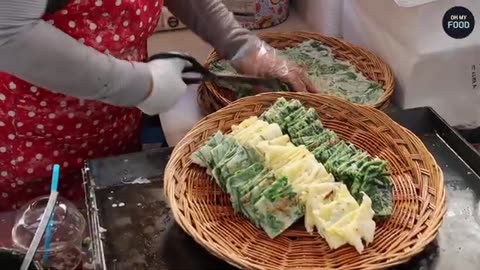 Selling Out Even in Summer?! Legendary Market Pancakes That Never Stop Korean Street Food