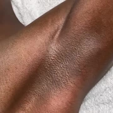 @divineslux_beautybar Underarm Waxing with Sexy Smooth Purple Seduction Hard Wax | Sensitive Skin