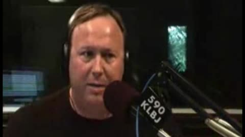 Why Alex Jones is wrong about Iran 1