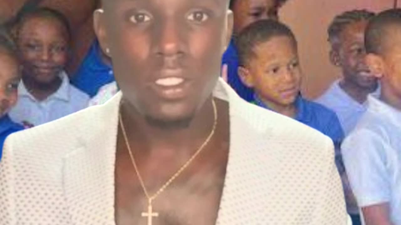 Jamal Roberts Brings Love & Laughter to West Hills Elementary Kids