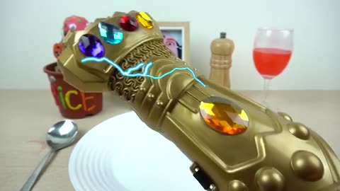 Kluna Tik eat GAUNTLET INFINITY THONAS_part1