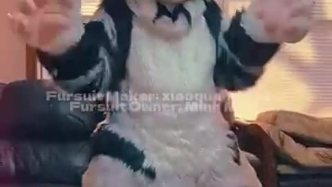 Cute arigato dance
