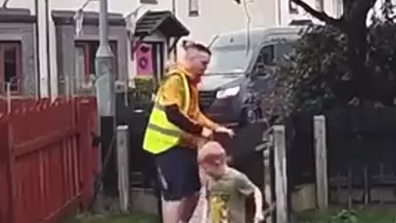 2 absolute heroes in this video.
