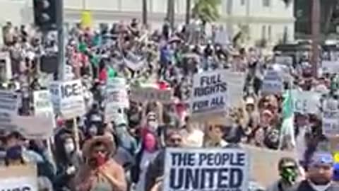 Protesters Flood Los Angeles as National Guard Defends ICE Detention Center