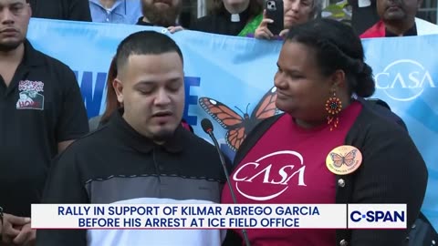 MS-13 gang member Kilmar Abrego Garcia surrounded by supporters before