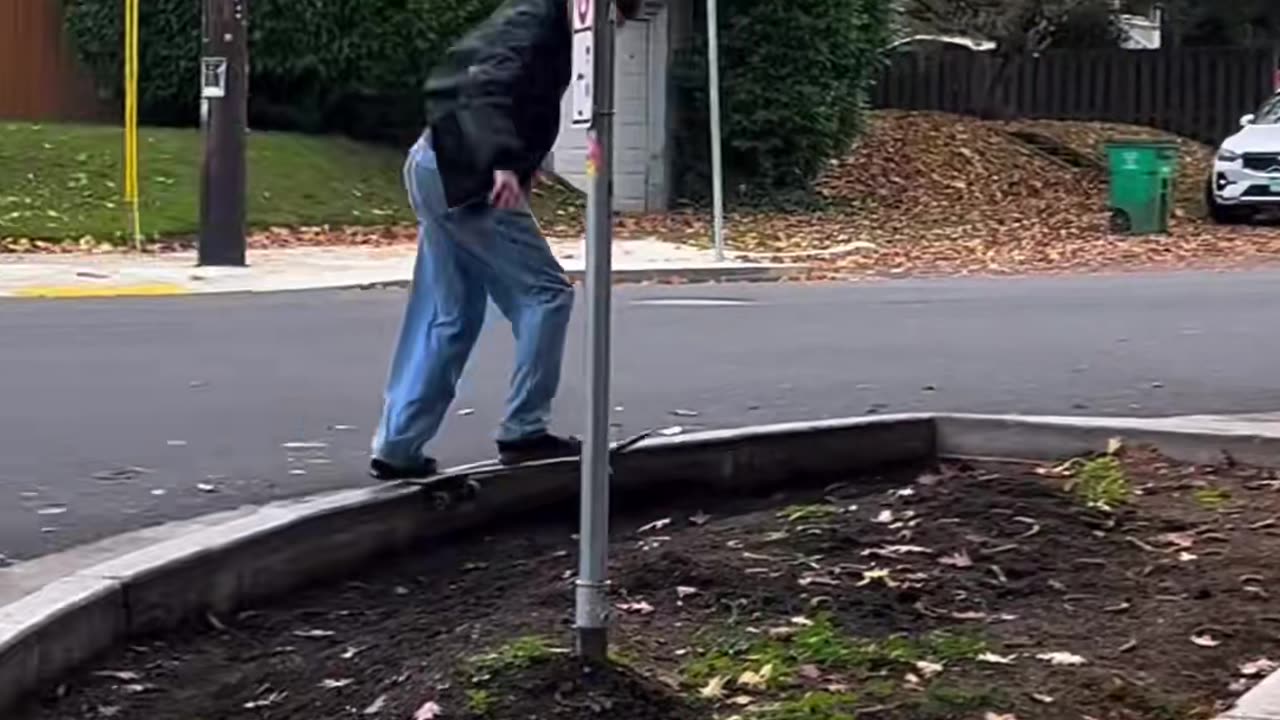 🤯🛹 Exquisite Bs Tailslide! | SkateNation