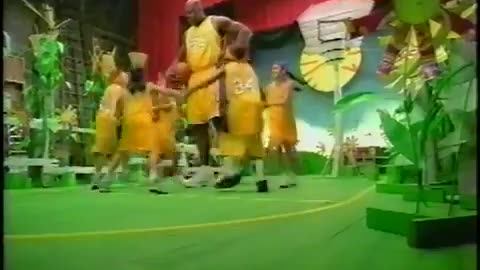 October 22, 2003 - Kids Egg On Shaquille O'Neal in NBA Promo