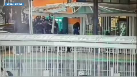 Operazione contro bande giovanili: arresti e perquisizioni