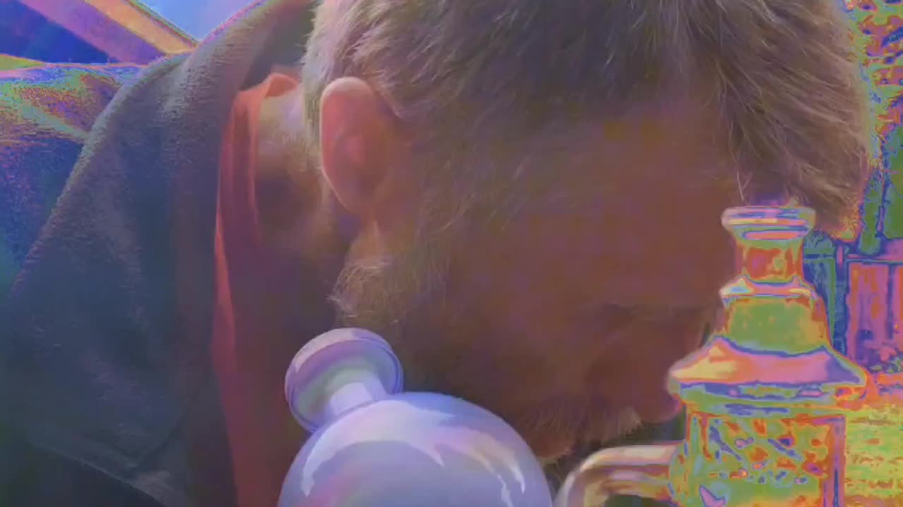 Dabbing some 'Space Jam', and 'Space Queen' oil