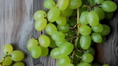Four amazing benefits of eating grapes
