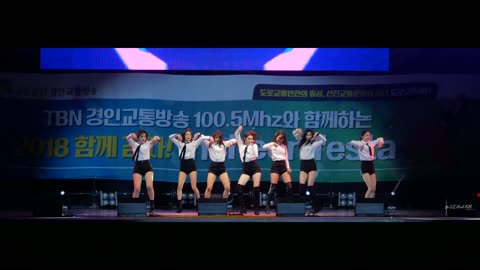180414 CLC (씨엘씨) 'BLACK DRESS (블랙드레스)' Fancam [직캠] @ 2018 함께걷자 인천 페스타