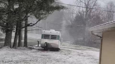 Kentucky's first snow 2025