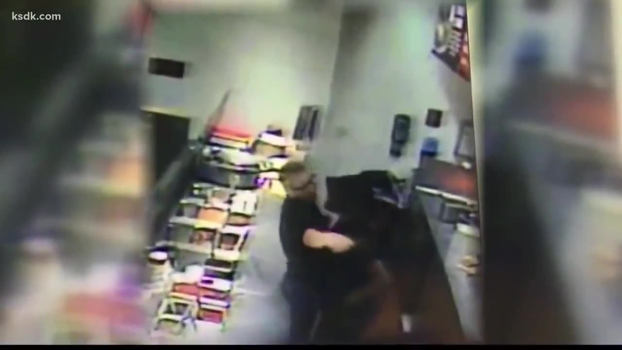Dindueesha Smashes White Boss Face Into Chipotle Condiment Table