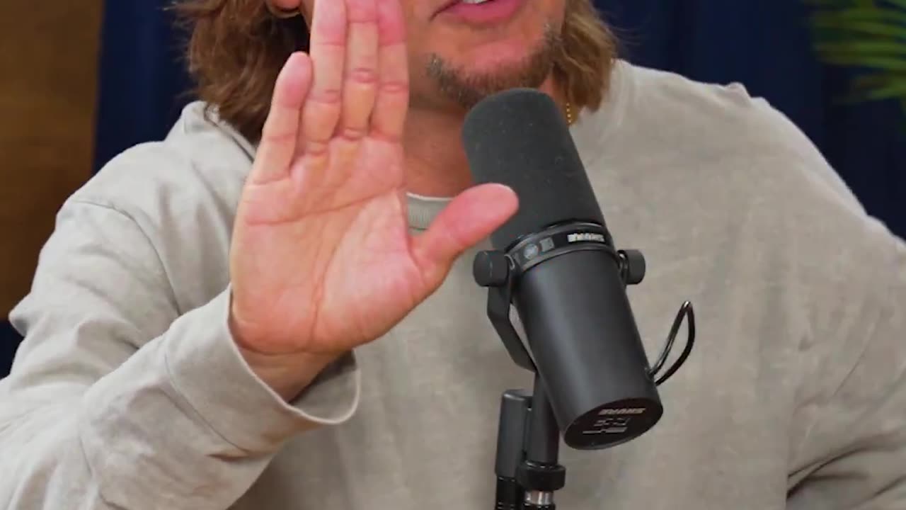 What your hands can tell you about your sexual preferences...