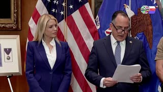 TWO CATS U.S. POLITICAL NEWS