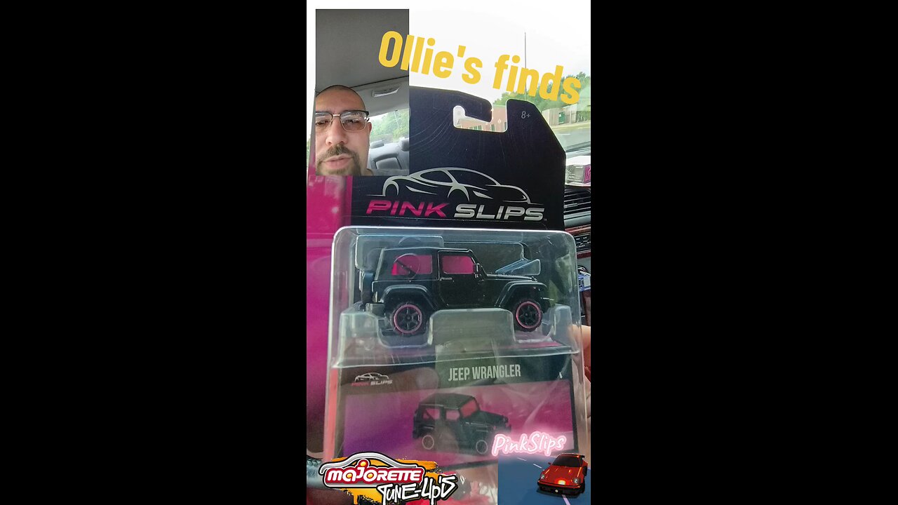 Pink slips majorette & Ollie's