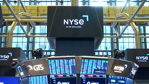 Wall Street rises on strong data, possible US-China talks
