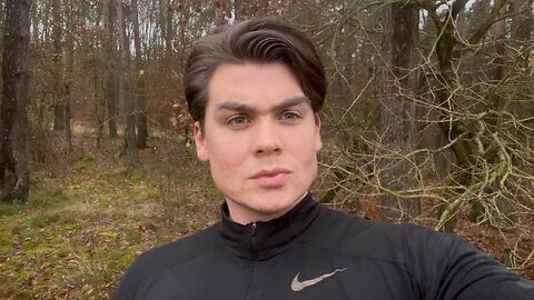 Why attractive men have no friends