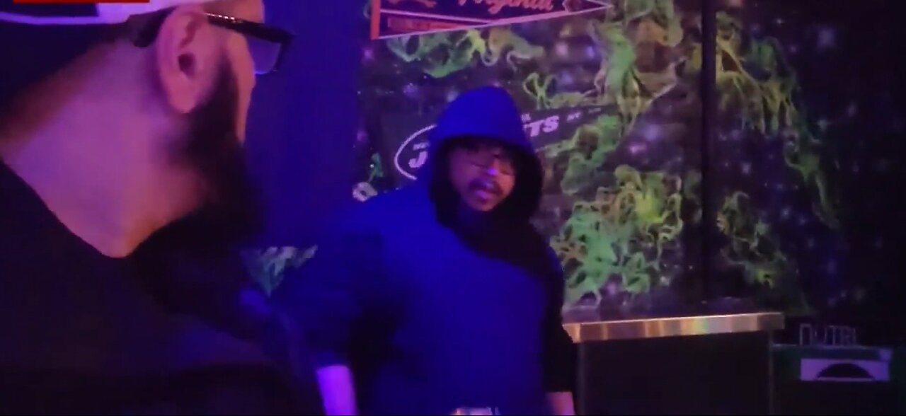 IP2 Stories - OG Geezer Picked On Twice in 1 Day In NYC! Wants To Beat Up Zavid & Uncle