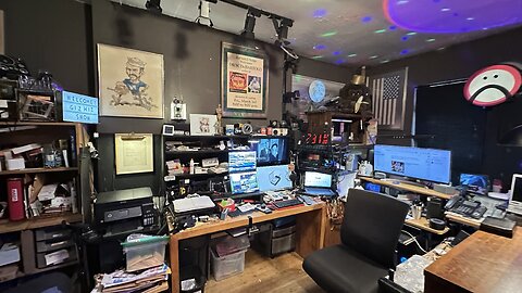 Visiting Dick DeBartolo MADs Maddest Writer & the Host of The GiZ WiZ Podcast at GiZney Land