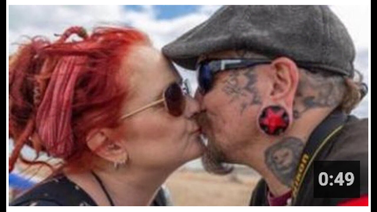 "Fully Vaccinated Fiancée Collapses and Dies in Boyfriend's Arms in England (2023)"