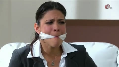 Porque el amor manda (gagged)