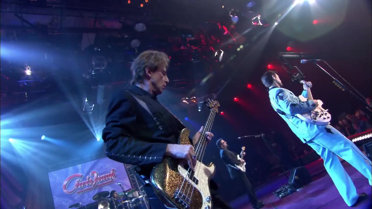 Let Me Down Easy - Chris Isaak (live)