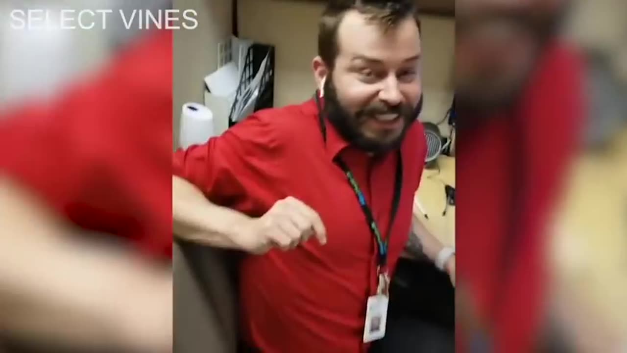People Jump Scare