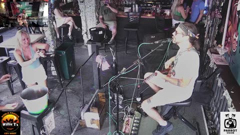 LIVE Music Everyday!