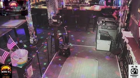 LIVE Music Everyday!