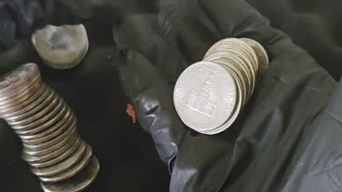 Hunting for silver in Half dollar brinks rolls